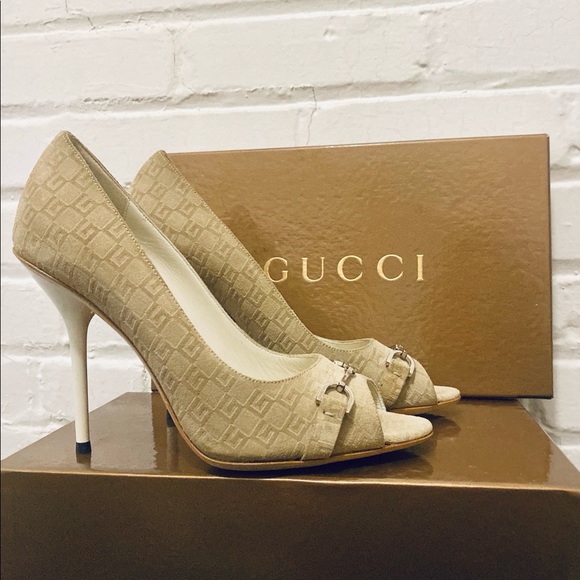 Gucci Shoes - 💛HP💛 Gucci Guccissima Horsebit Peep Toe Pumps